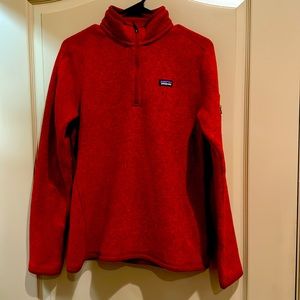 Patagonia 1/4 Zip Top. Size Medium. Good Used Condition.